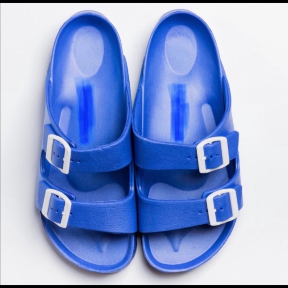 Sandals light weight